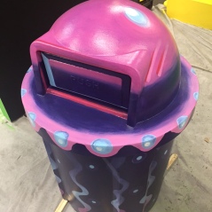Jellyfish trash can for Snapchat